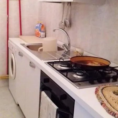 House With 4 Bedrooms In With Furnished Garden And Wifi 15 Km From The * Ostuni