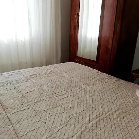 Holiday home House With 4 Bedrooms In With Furnished Garden And Wifi 15 Km From The *