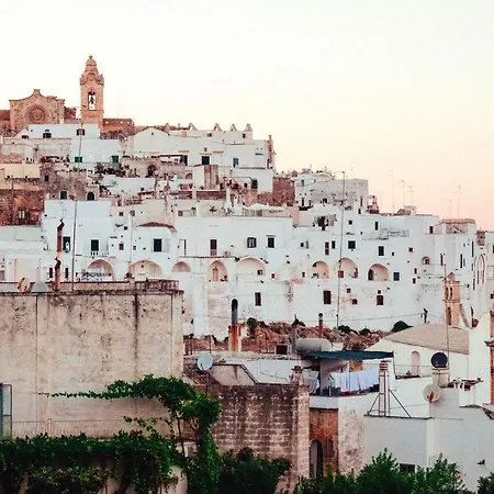 House With 4 Bedrooms In With Furnished Garden And Wifi 15 Km From The Holiday home Ostuni